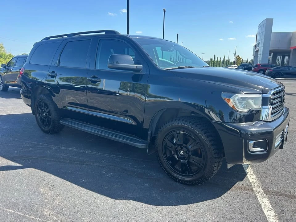 2021 Toyota Sequoia 2nd Gen - Image 4 of 10