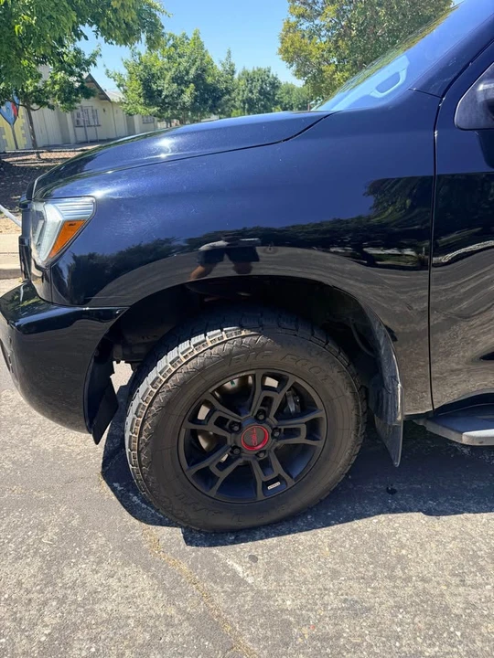 2021 Toyota Sequoia 2nd Gen - Image 3 of 18