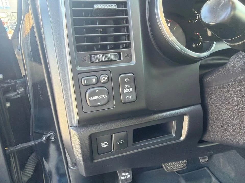 2021 Toyota Sequoia 2nd Gen - Image 11 of 15