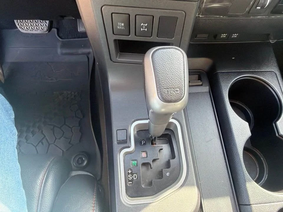 2021 Toyota Sequoia 2nd Gen - Image 10 of 15