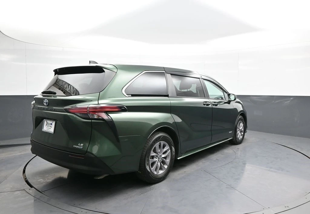 2021 Toyota Sienna 4th Gen - Image 6 of 12