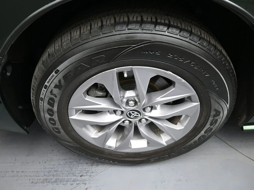 2021 Toyota Sienna 4th Gen - Image 12 of 12