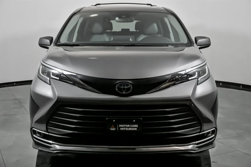 2021 Toyota Sienna 4th Gen - Image 4 of 21