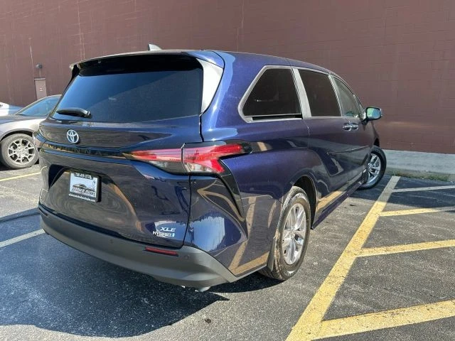 2021 Toyota Sienna 4th Gen - Image 8 of 21