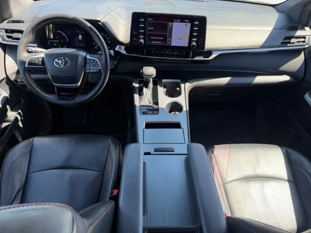 2021 Toyota Sienna 4th Gen - Image 12 of 21