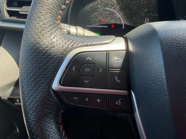 2021 Toyota Sienna 4th Gen - Image 17 of 21