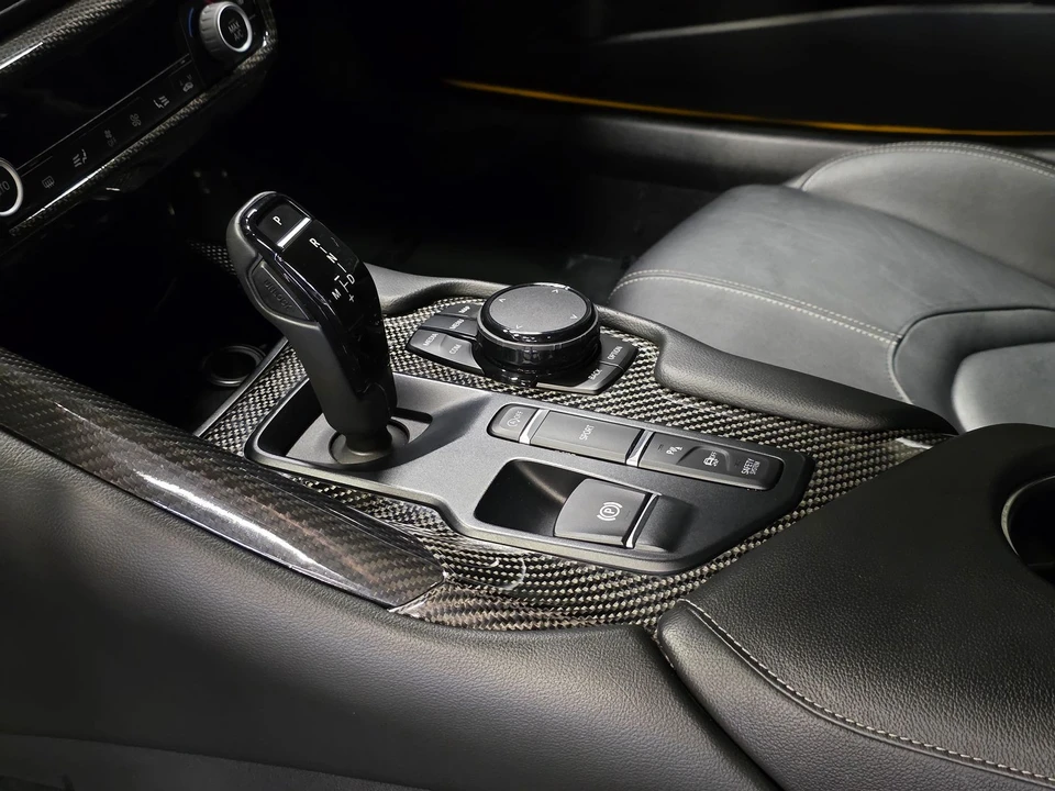 2021 Toyota GR Supra 5th Gen - Image 27 of 31