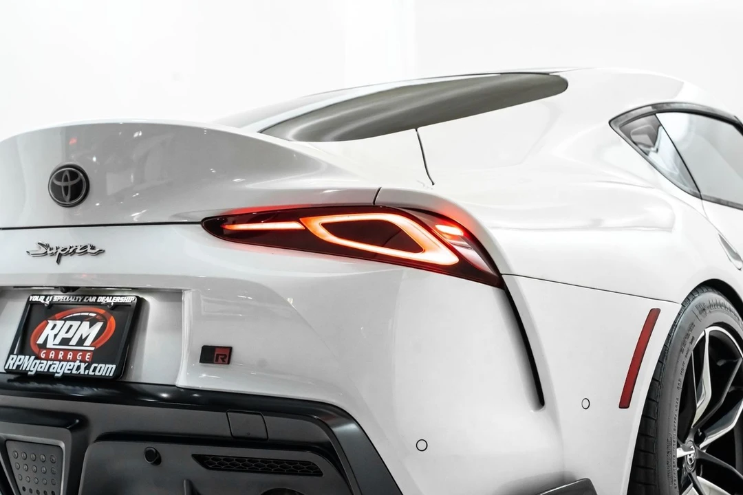 2021 Toyota GR Supra 5th Gen - Image 14 of 31