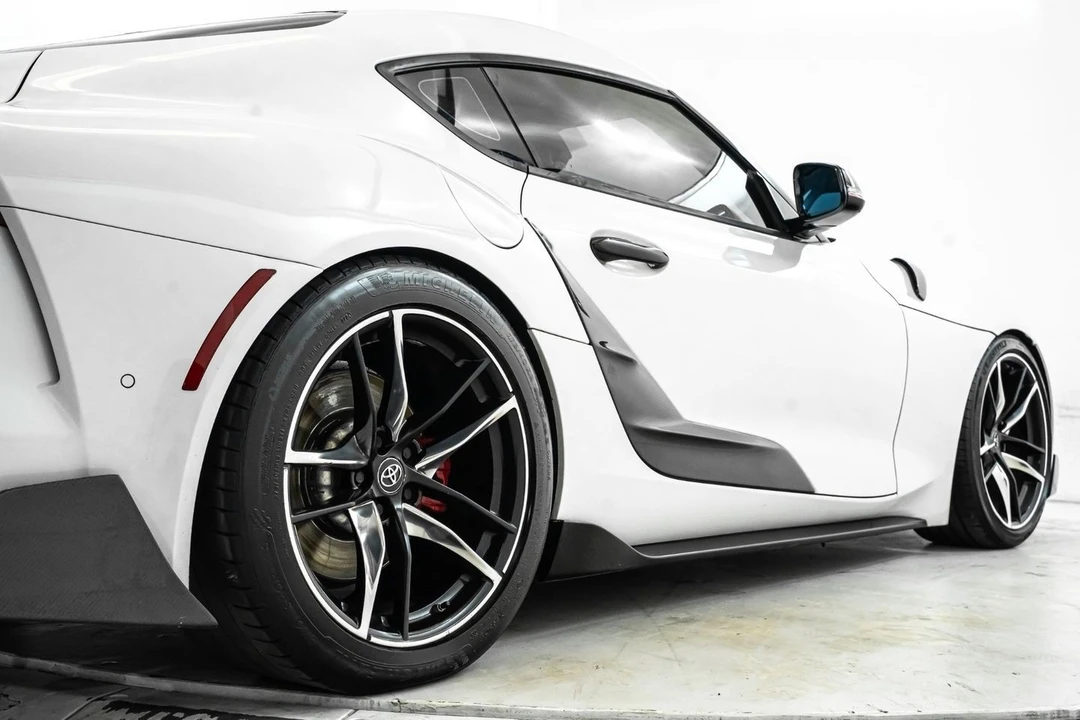 2021 Toyota GR Supra 5th Gen - Image 15 of 31