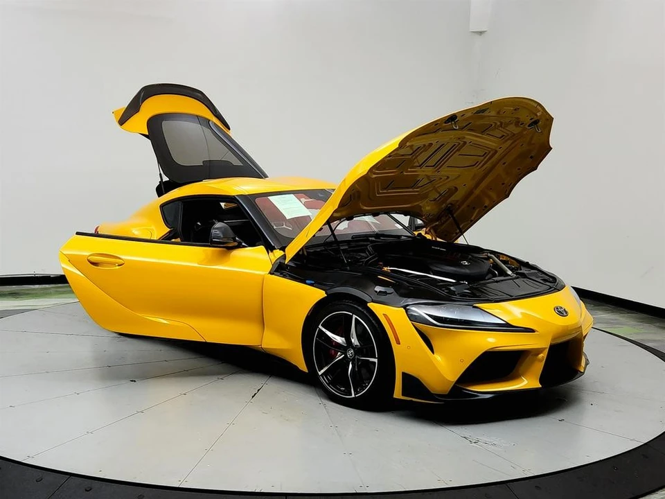2021 Toyota GR Supra 5th Gen - Image 10 of 31
