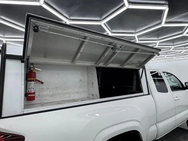 2021 Toyota Tacoma 3rd Gen - Image 10 of 12
