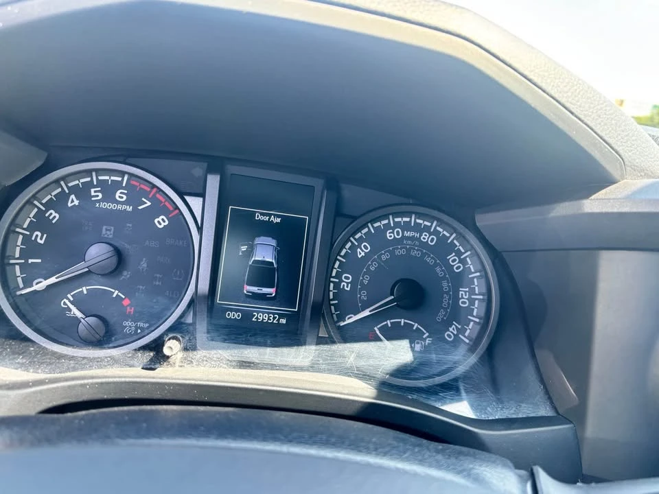 2021 Toyota Tacoma 3rd Gen - Image 4 of 10
