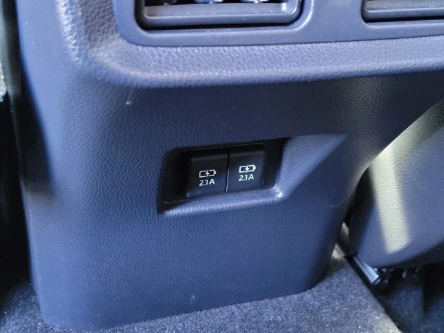 2021 Toyota Venza - Image 12 of 12