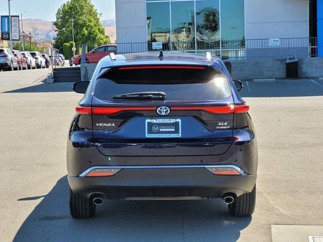 2021 Toyota Venza - Image 6 of 12
