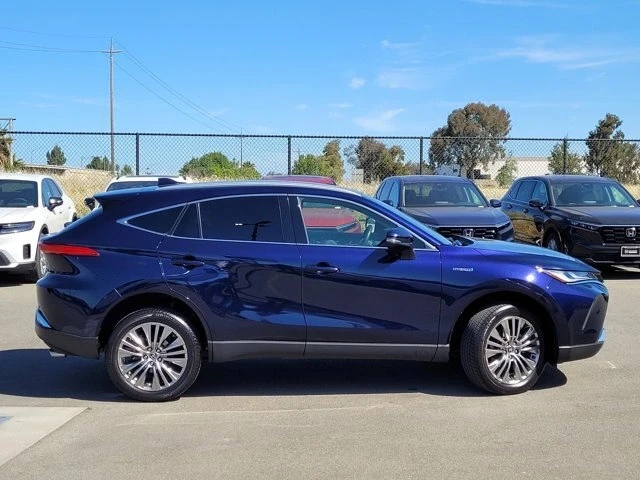 2021 Toyota Venza - Image 4 of 12