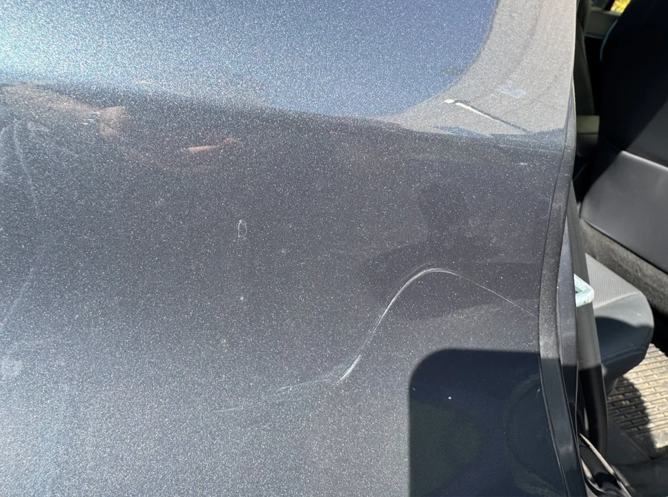 2021 Toyota Venza - Image 17 of 21