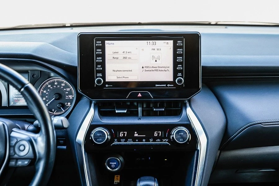 2021 Toyota Venza - Image 11 of 12