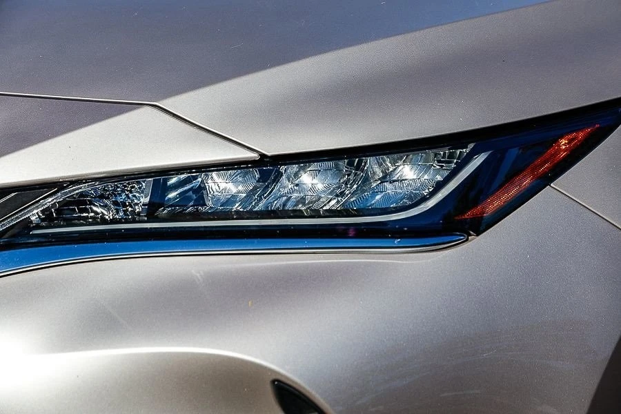 2021 Toyota Venza - Image 7 of 12