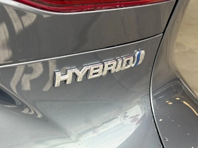 2021 Toyota Venza - Image 14 of 21