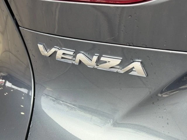 2021 Toyota Venza - Image 13 of 21