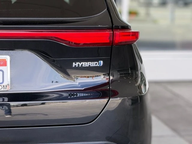 2021 Toyota Venza - Image 13 of 21