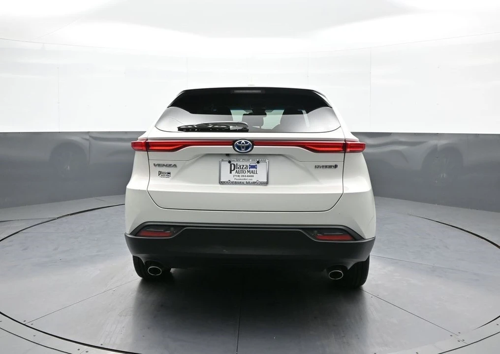 2021 Toyota Venza - Image 7 of 12