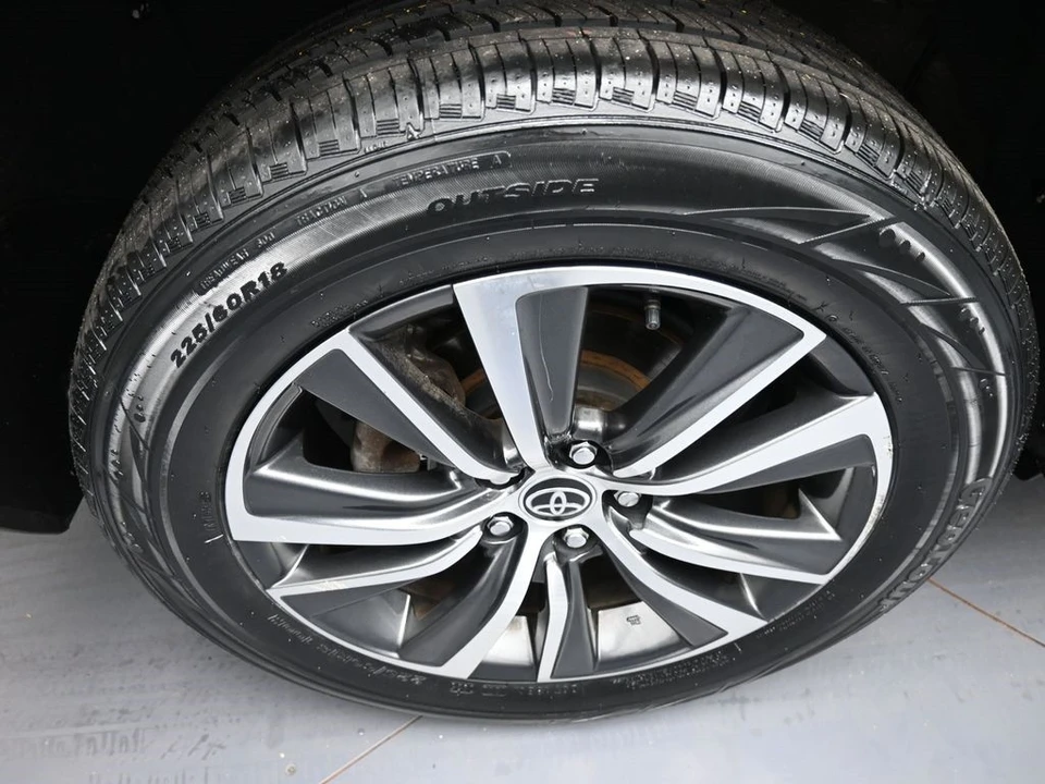 2021 Toyota Venza - Image 12 of 12
