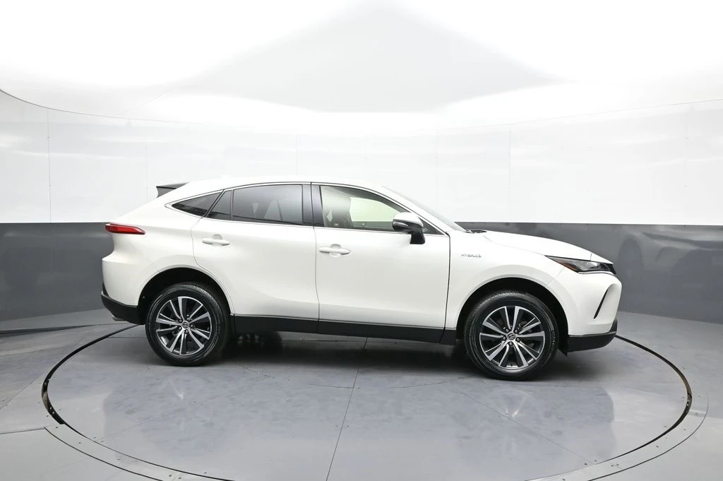 2021 Toyota Venza - Image 5 of 12