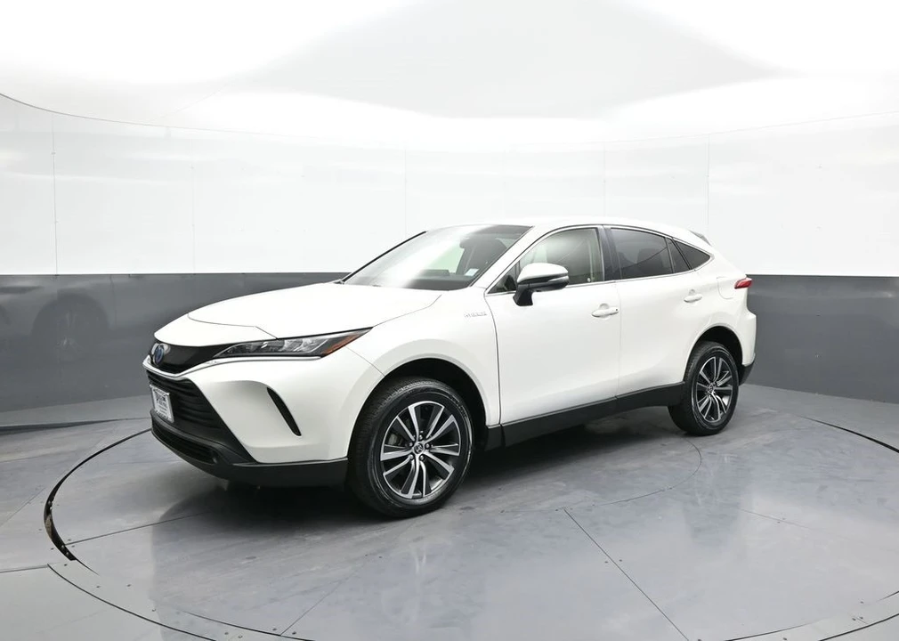 2021 Toyota Venza - Image 10 of 12