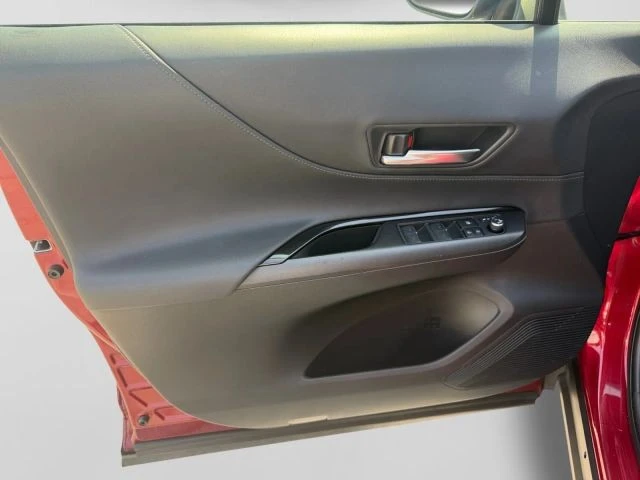 2021 Toyota Venza - Image 14 of 21