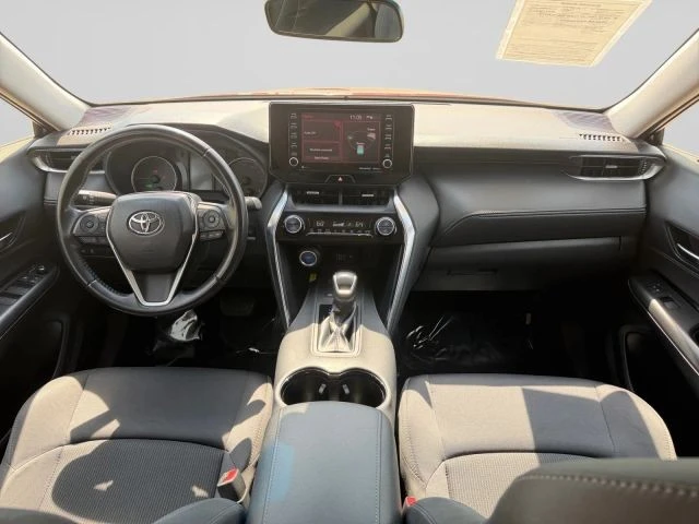 2021 Toyota Venza - Image 19 of 21