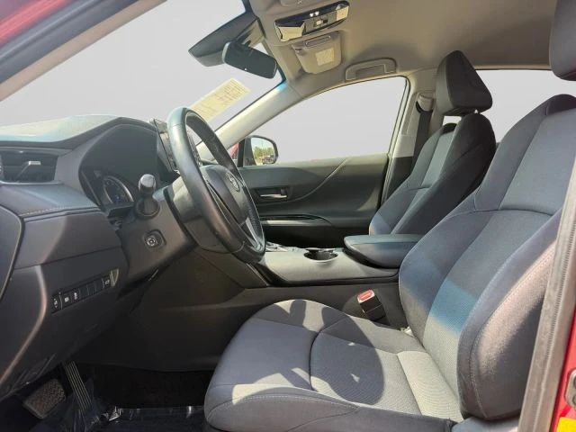 2021 Toyota Venza - Image 17 of 21