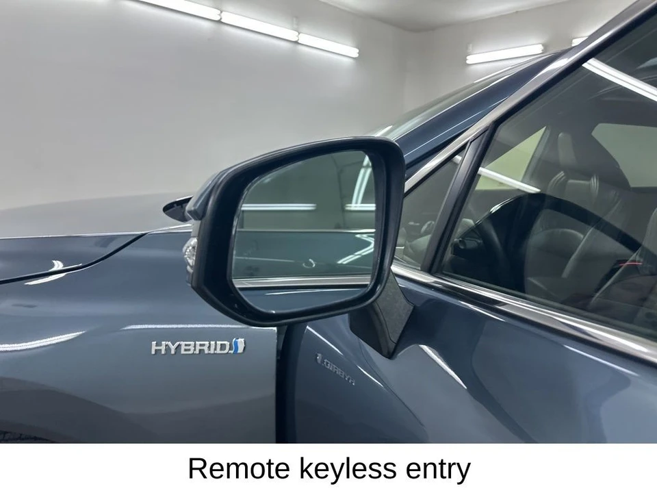 2021 Toyota Venza - Image 18 of 21