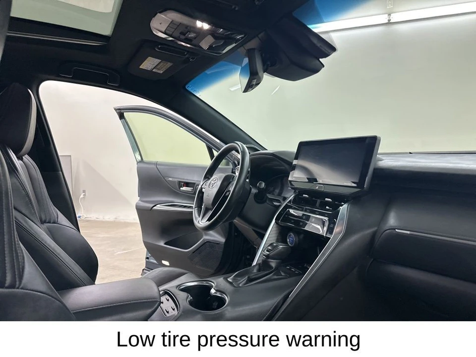 2021 Toyota Venza - Image 20 of 21