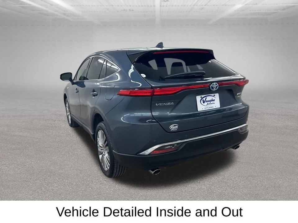 2021 Toyota Venza - Image 11 of 21