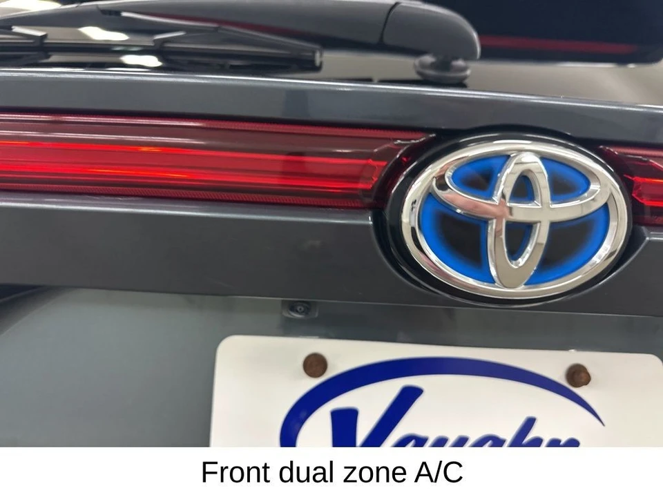 2021 Toyota Venza - Image 17 of 21