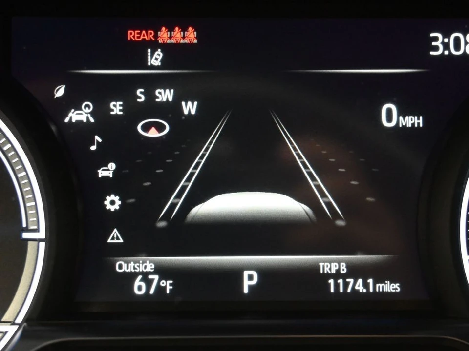 2021 Toyota Venza - Image 16 of 21