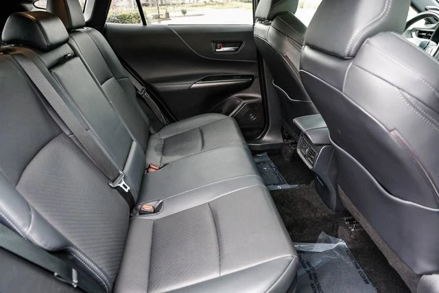 2021 Toyota Venza - Image 17 of 21