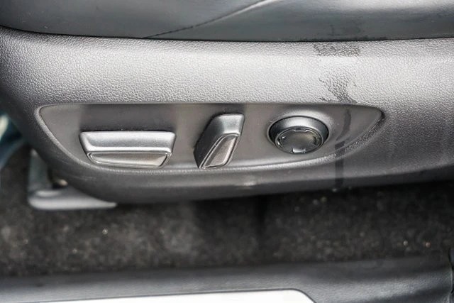 2021 Toyota Venza - Image 21 of 21