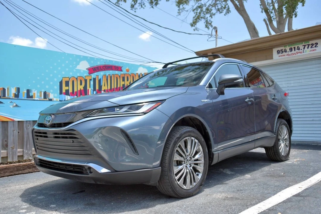 2021 Toyota Venza - Image 4 of 12