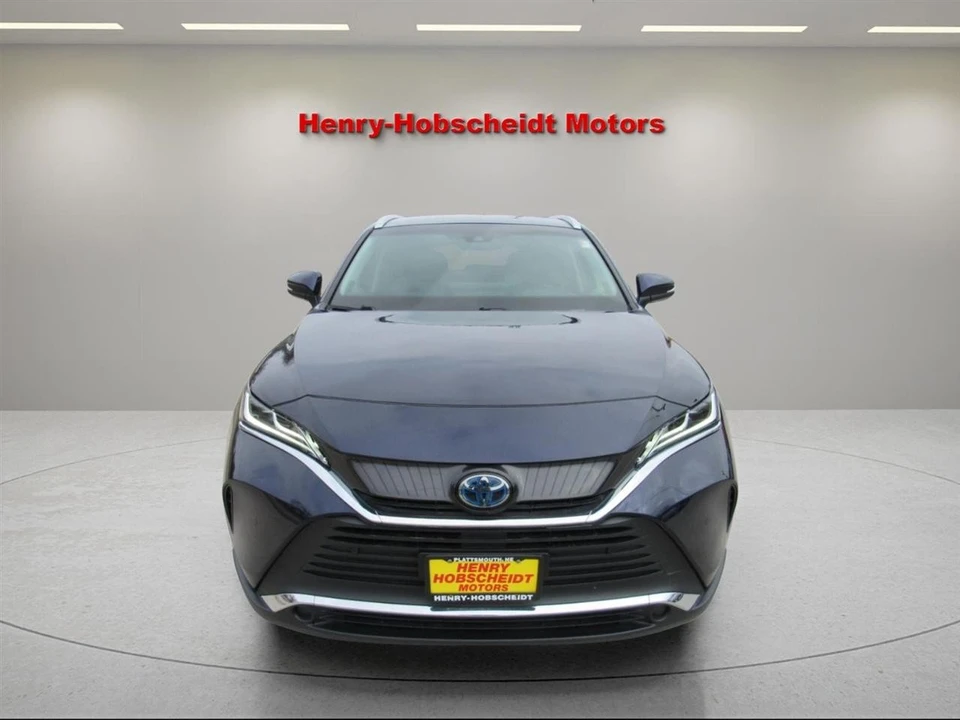2021 Toyota Venza - Image 2 of 21