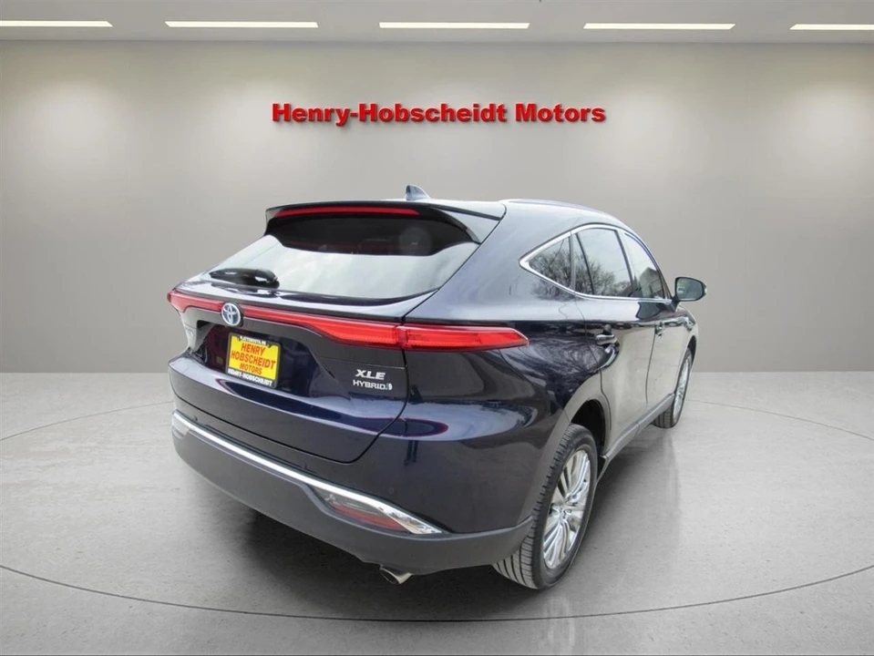 2021 Toyota Venza - Image 12 of 21