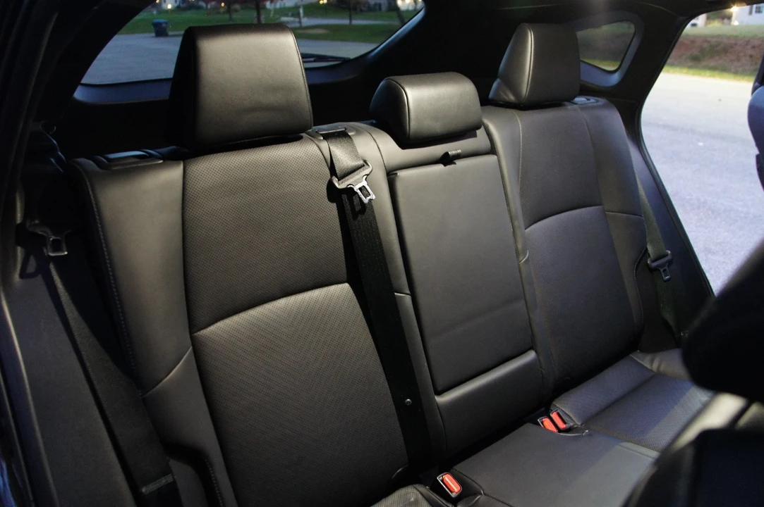 2021 Toyota Venza - Image 17 of 20