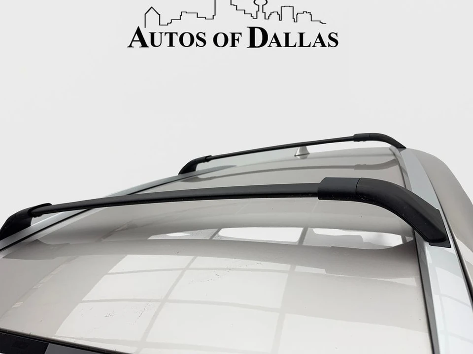 2021 Toyota Venza - Image 19 of 21