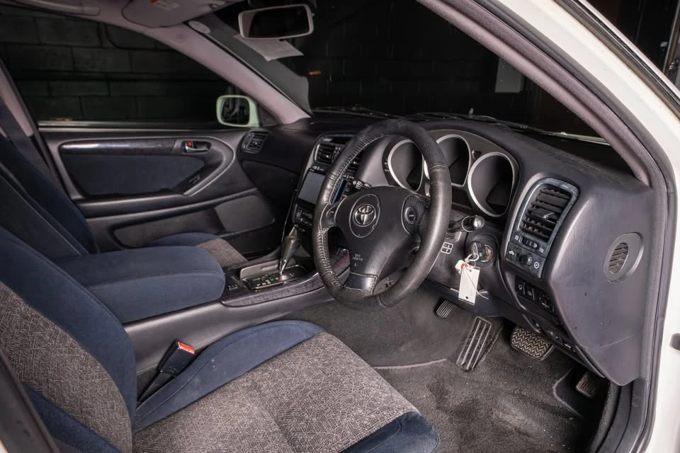 2001 Toyota Aristo - Image 12 of 16