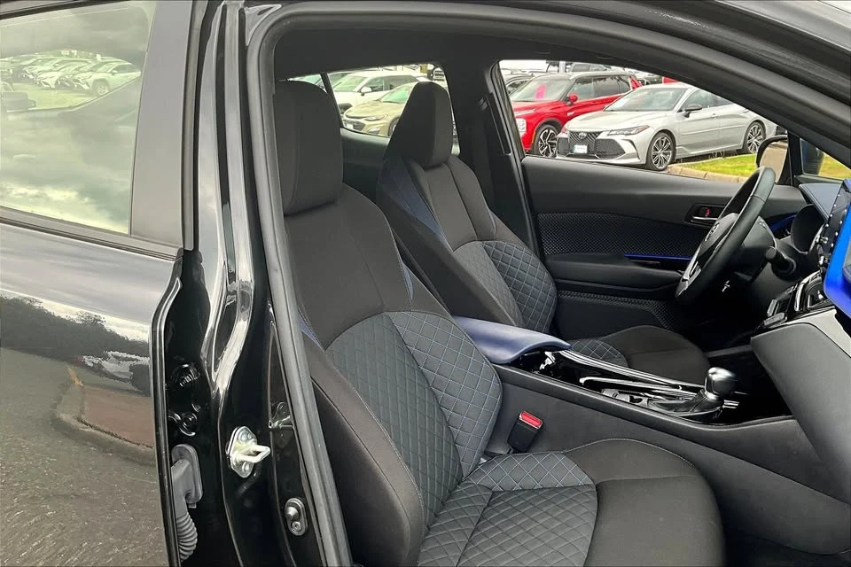 2021 Toyota C-HR - Image 14 of 20
