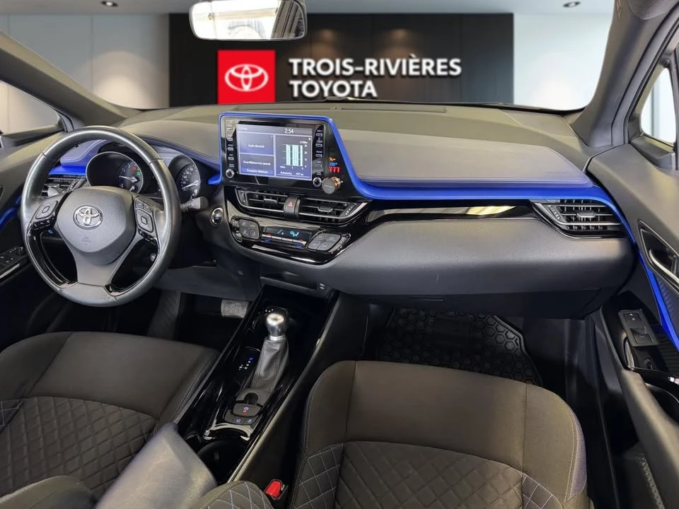 2021 Toyota C-HR - Image 13 of 20