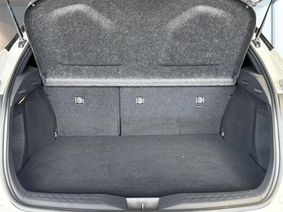 2021 Toyota C-HR - Image 8 of 20