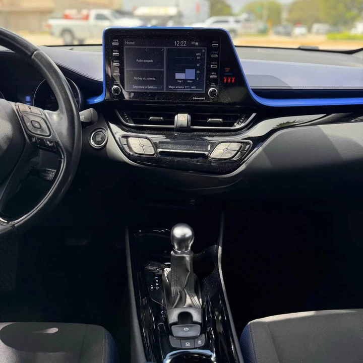 2021 Toyota C-HR - Image 9 of 10