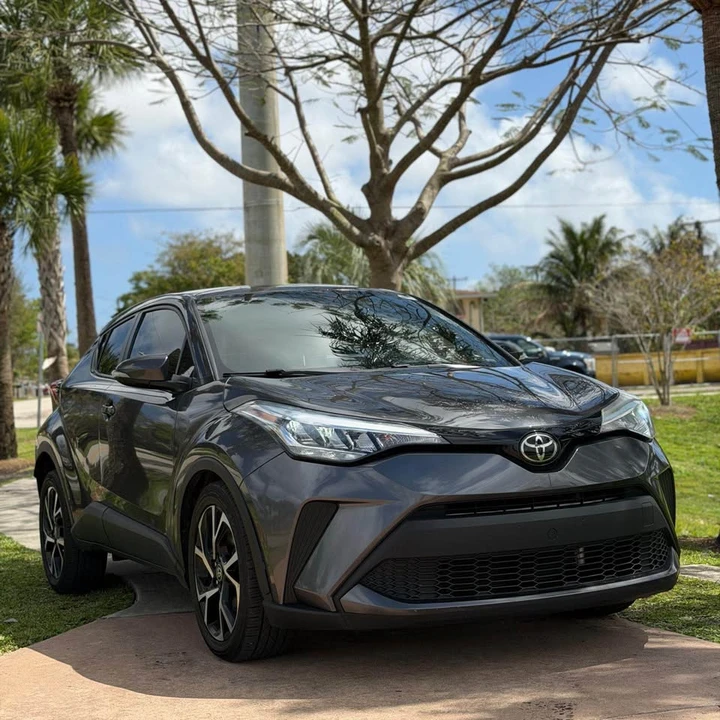2021 Toyota C-HR - Image 2 of 10